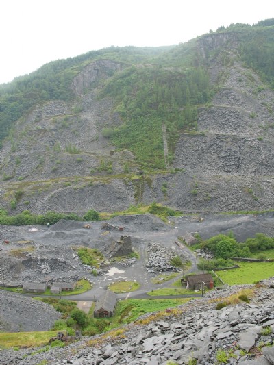 Ceunant Ddu and Hen Gloddfa