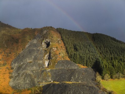 rainbow and Twll Golau - taken from Ceunant Ddu Quarry