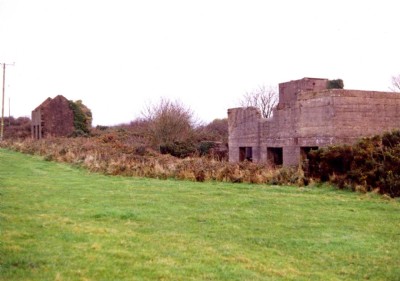 Bassett & Grylls- 1920's work- powerhouse n hopper on Old mens shaft Dec 99