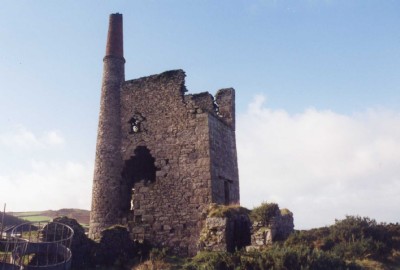 Wheal Hearle (east Boscaswell) Pump Eng House 05.11.98