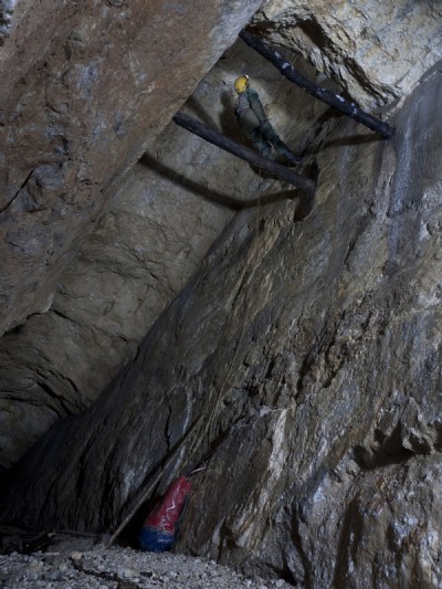 Descending to lowest level