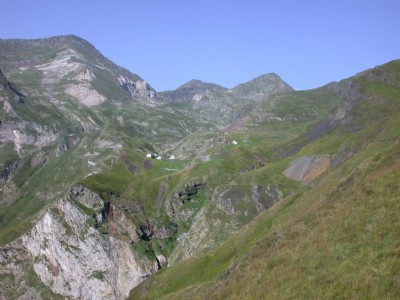 Leaving Bentaillou on Eylie path