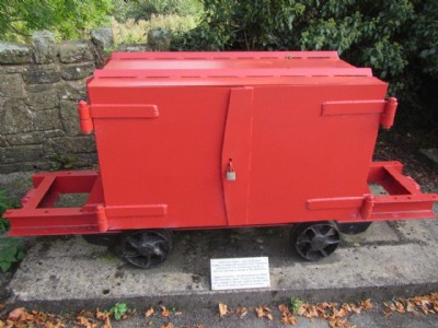 Explosives wagon - Repainted since 2009 photos.
