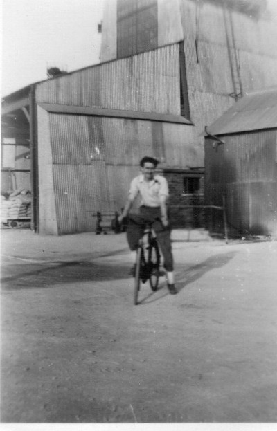 Historic Photographs Of Bevercotes Colliery