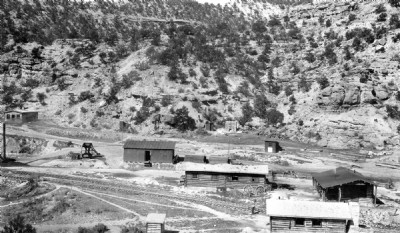 Mine workings and tipple