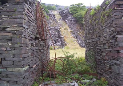 Incline through a drumhouse