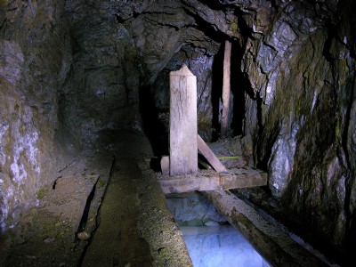 Flooded Winze, Shallow Adit Level