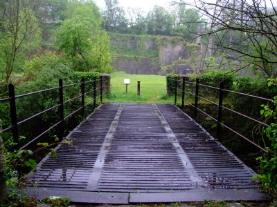 15.05.09 Clydach Ironworks, Smarts Tramway Bridge , note grip strips for horses