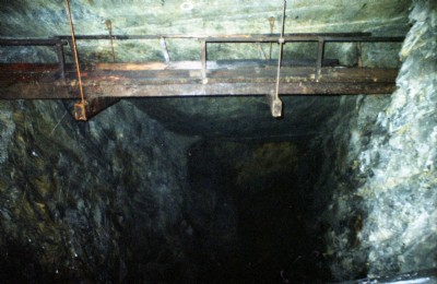 1978 - A Floor A10E bridge