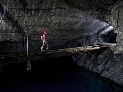 Bridge in Chamber A10E
