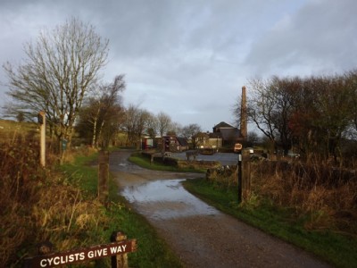Intake crossing