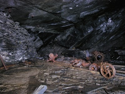 Chamber 31, Floor DE Oakeley