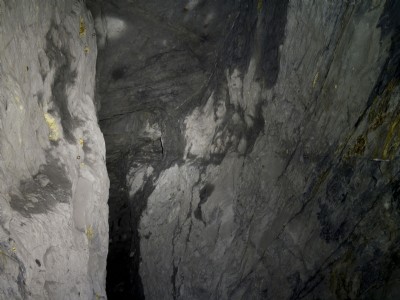 C floor passage