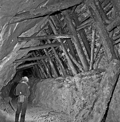 Underground in 1976