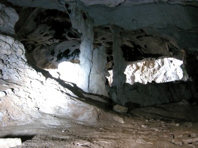 Dhaskalio Cave 24/10/2006 (Photo ref 2822)