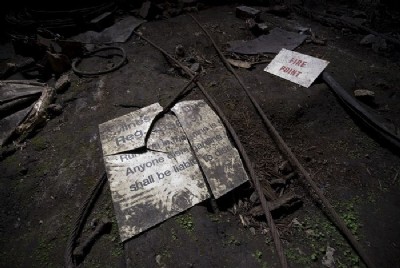 Signs and cables