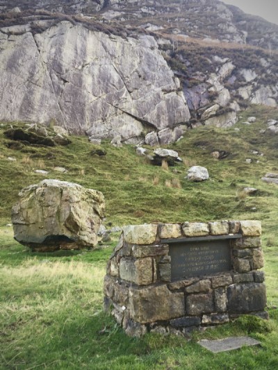 Drws y Coed old chapel- Plaque