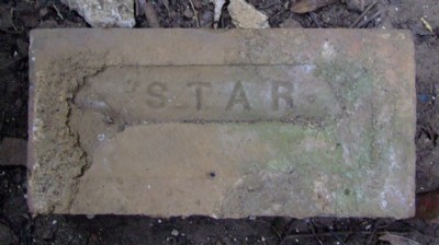 16.07.09 Easton on the hill quarry. Brick from engine shed and cutting