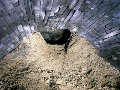 Smoke flue / floor 2 adit blockage