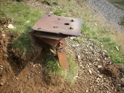 Aerial ropeway mount