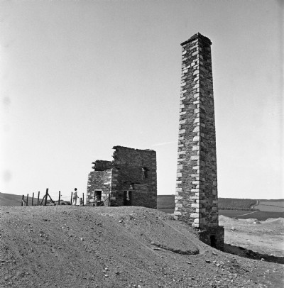 Snuff the Wind engine house alternate view 1976