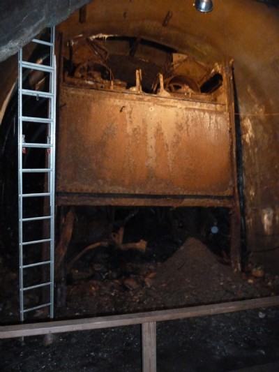 Discharge from Coarse crushing plant storage.
