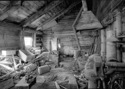 INTERIOR VIEW OF GENERATOR ROOM