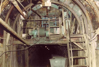 Incline haulage winch