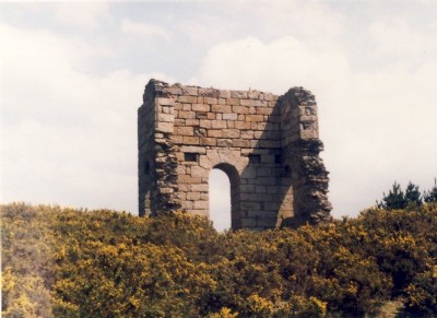 Remains of Garlands 80" Engine House