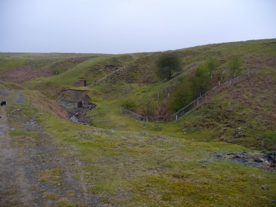 Up tramway to second level