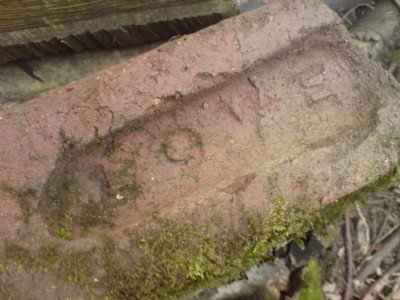 Housing brick