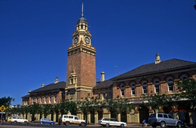 Main street 1995
