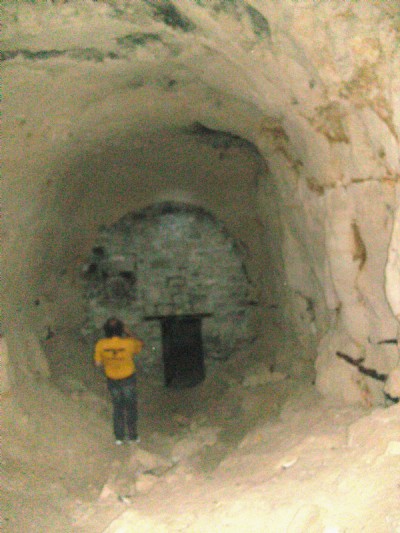 Tunnel.