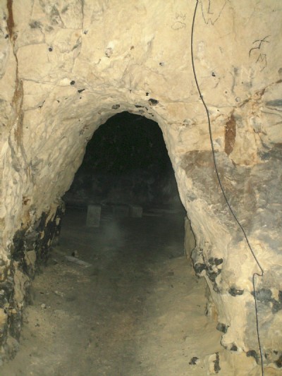Tunnel.