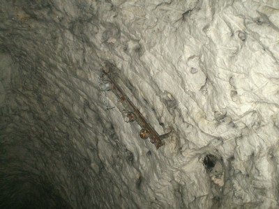 Tunnel.
