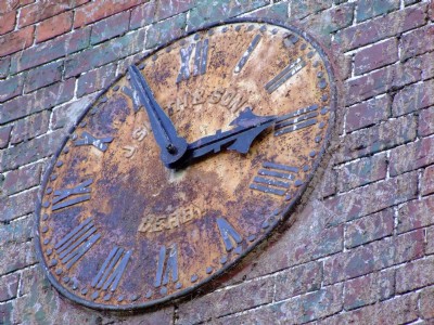 The 'SMITHS' clock on the Clockhouse - May 08
