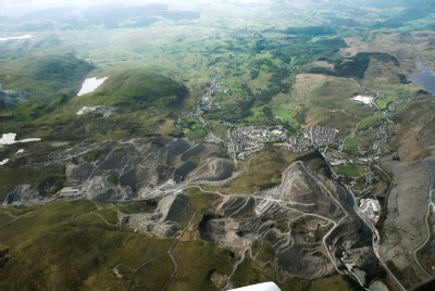 Llechwedd, Maenofferen, Foty, Bowydd from above
