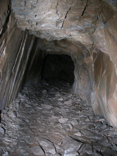 Adit at back of cave, leading to closehead