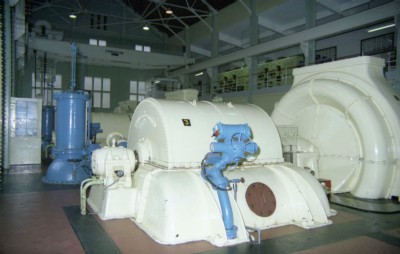 Turbine showing braking jet - view looking north
