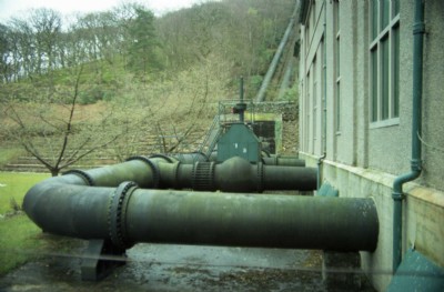 Pipeline inlets to station