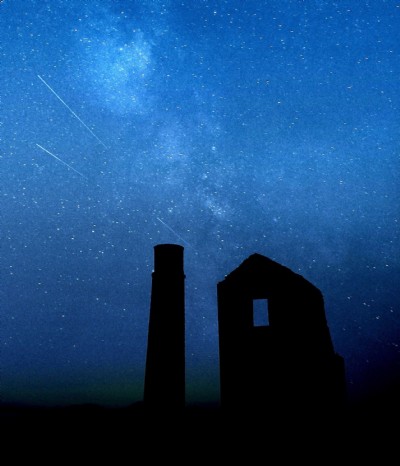 05.08.16 Meteors over Magpie #2