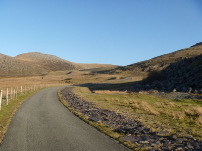 Road to Marchlyn Reservoir with the quarry on the right