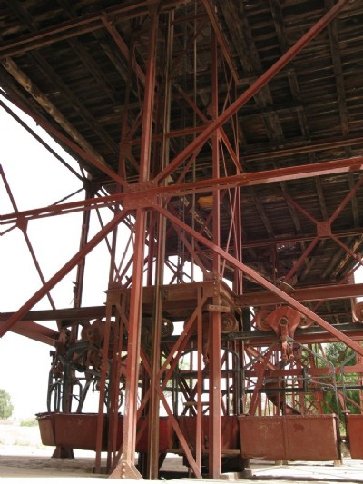26 Lift to raise spare trucks onto wire