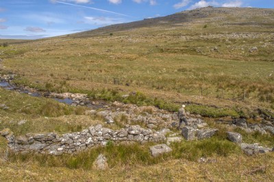 Merrivale Blowing House, in the shadow of Great Mis Tor
