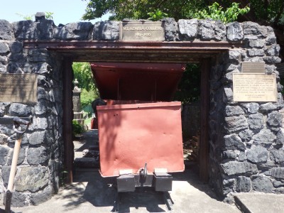 Photographs Of Mount Kembla