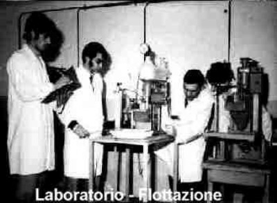 mining museum: old students