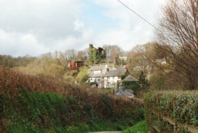 Kit Hill- Wheal Martha 07.4.99 -Engine Shaft Engine House & village