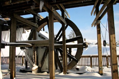 Frozen waterwheel