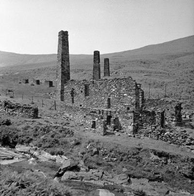 Flume piers, engine house &c Looking west 1976