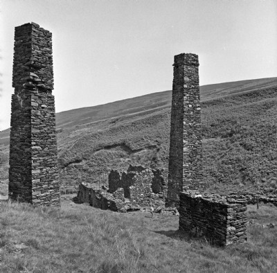 Close up of the water flume piers 1976